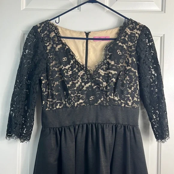 Eliza J Black Lace & Faille V Neck Cocktail Dress - Picture 4 of 16